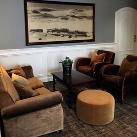Teppegulv i loungeområde